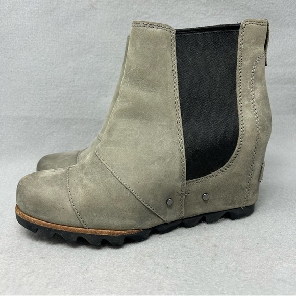 Sorel Lea Ankle Boot Lea Gray Leather Wedge Round Toe Pull On Size US 7 - Picture 1 of 12
